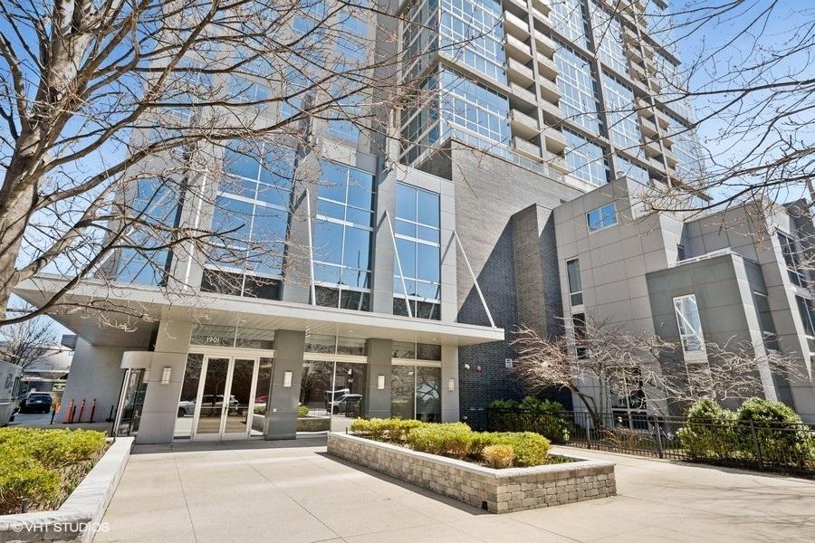 1901 S Calumet Ave. #1803, Chicago, IL 60616