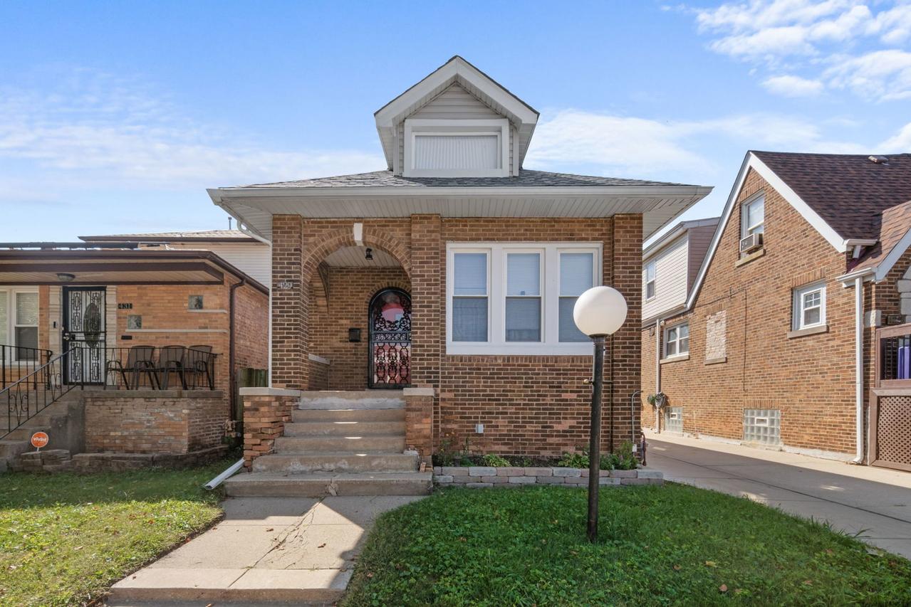 429 E 89th St., Chicago, IL 60619