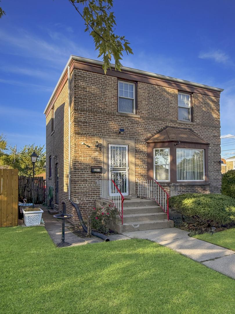 2212 123rd Pl., Blue Island, IL 60406