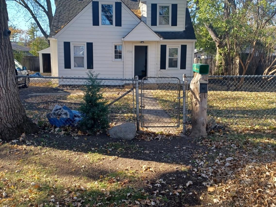 1720 Hiawatha Tr., Round Lake Heights, IL 60073