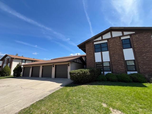 19211 Elm Dr. #145, Country Club Hills, IL 60478