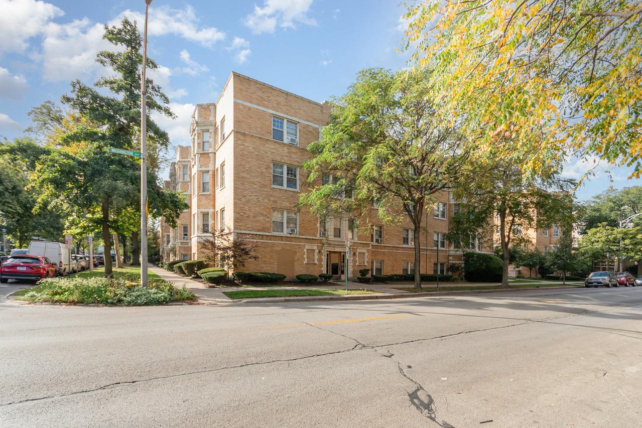 237 Washington Blvd. #G, Oak Park, IL 60302