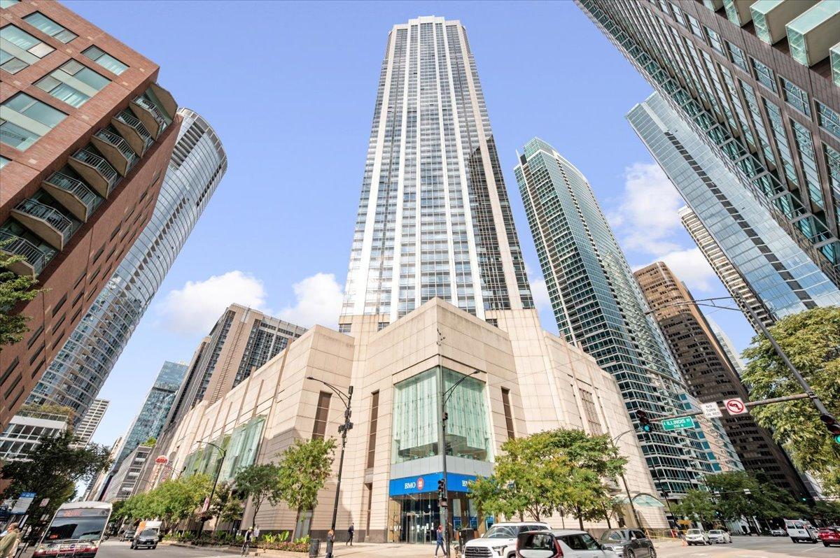 512 N Mcclurg Ct. #4206, Chicago, IL 60611