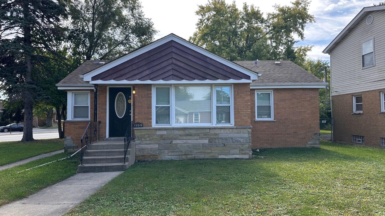 15519 Gouwens Ln., South Holland, IL 60473