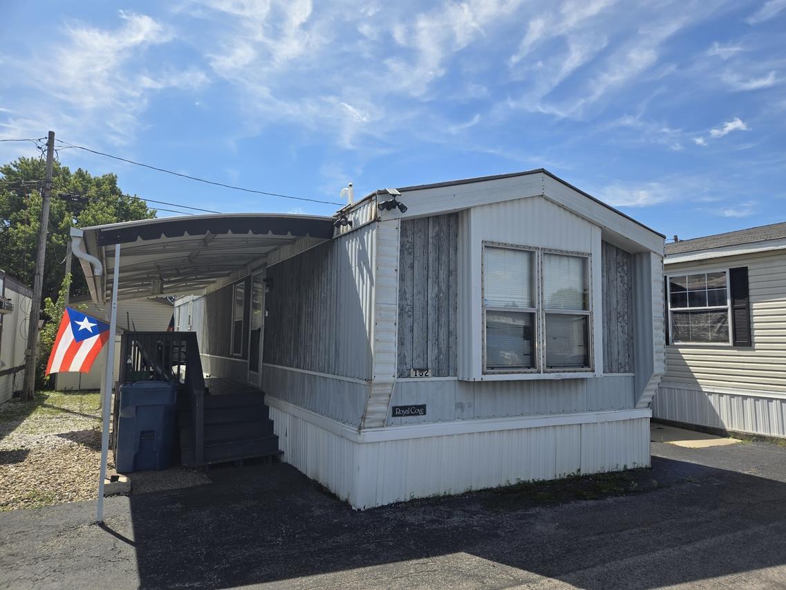 9001 S Cicero Ave. #132, Oak Lawn, IL 60453