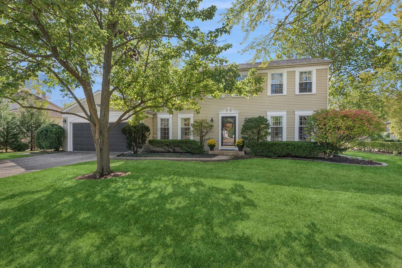 1050 Wellington Ave., Libertyville, IL 60048