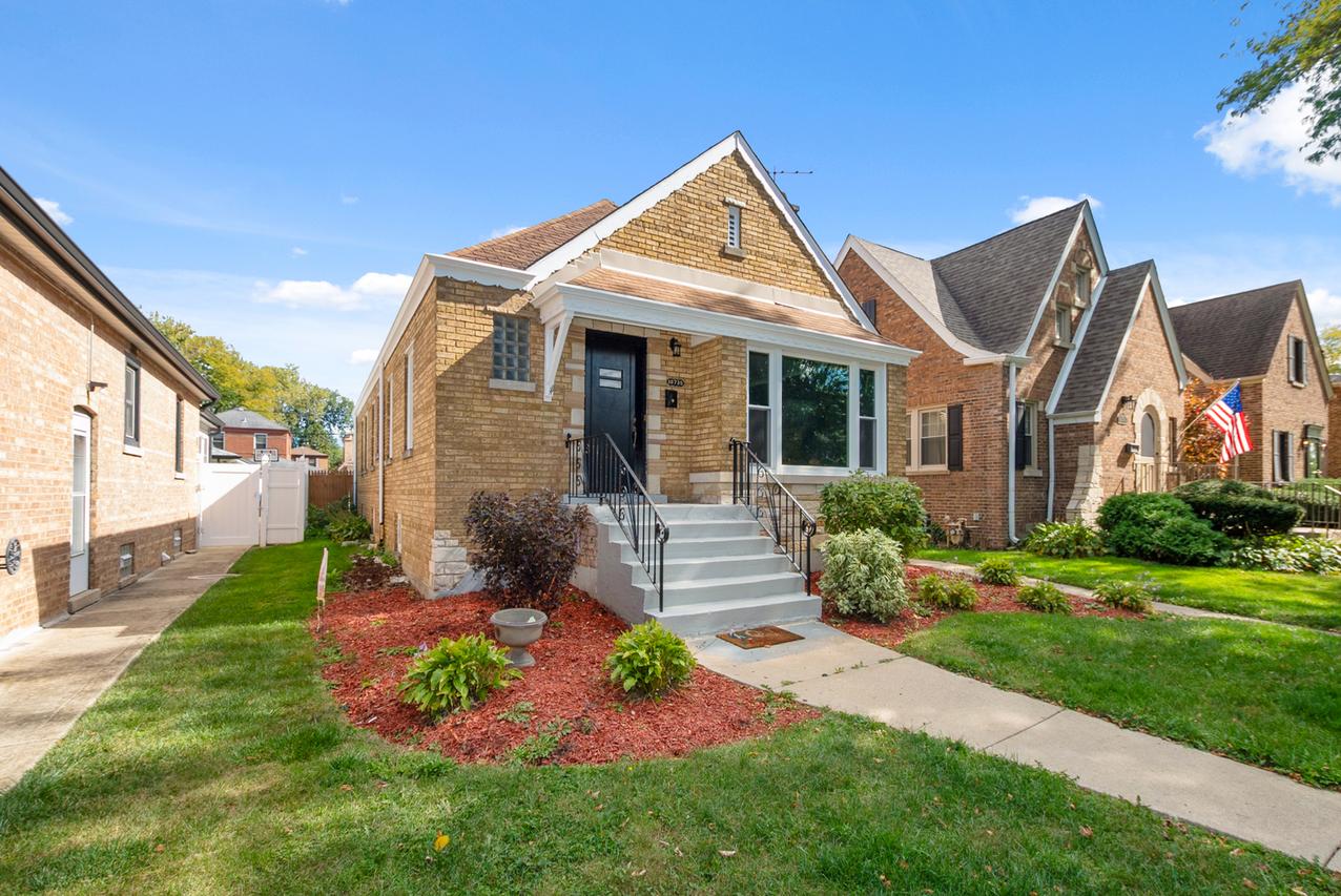 10735 S Washtenaw Ave., Chicago, IL 60655