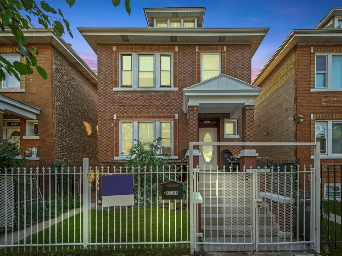 4944 S Honore St., Chicago, IL 60609