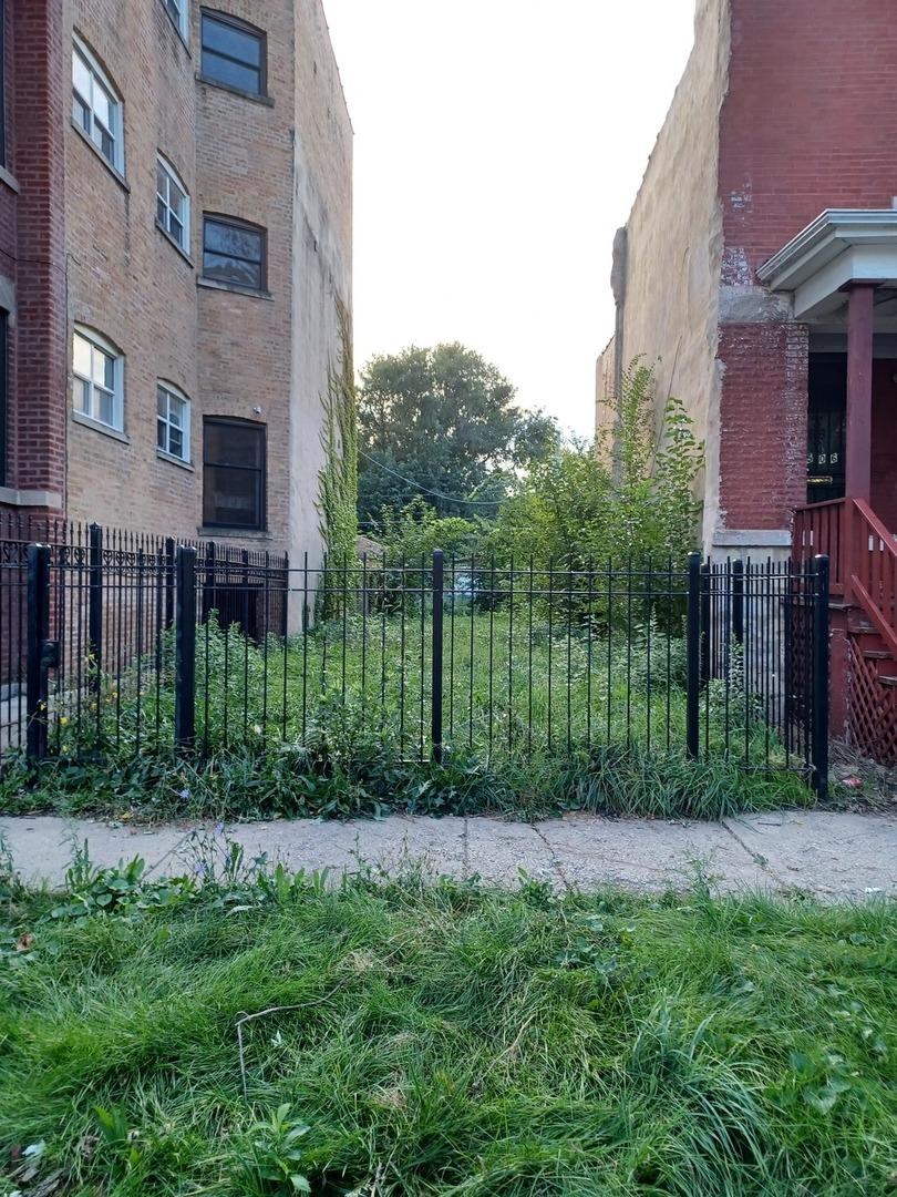 6508 S Woodlawn Ave., Chicago, IL 60637