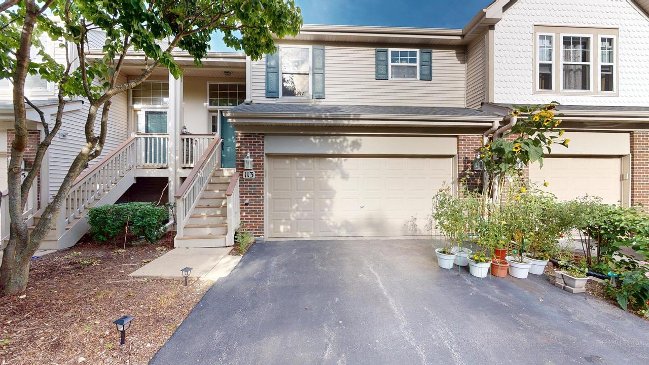 113 Samuel Ct., Streamwood, IL 60107