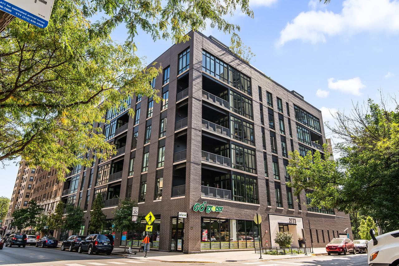 2773 N Hampden Ct. #401, Chicago, IL 60614