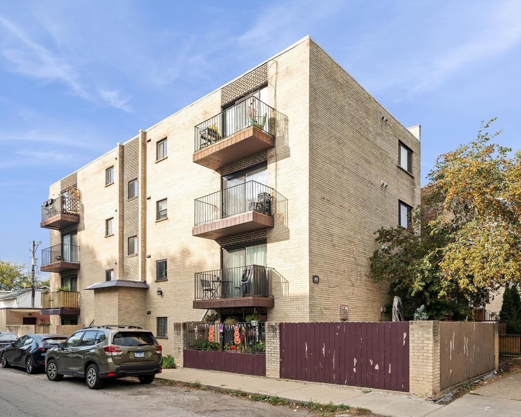 2601 W Foster Ave. #3S, Chicago, IL 60625