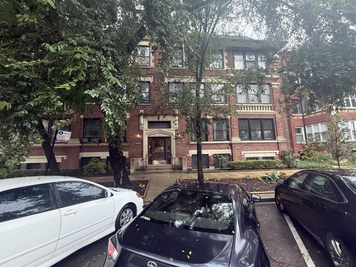 5488 S Everett Ave. #2, Chicago, IL 60615
