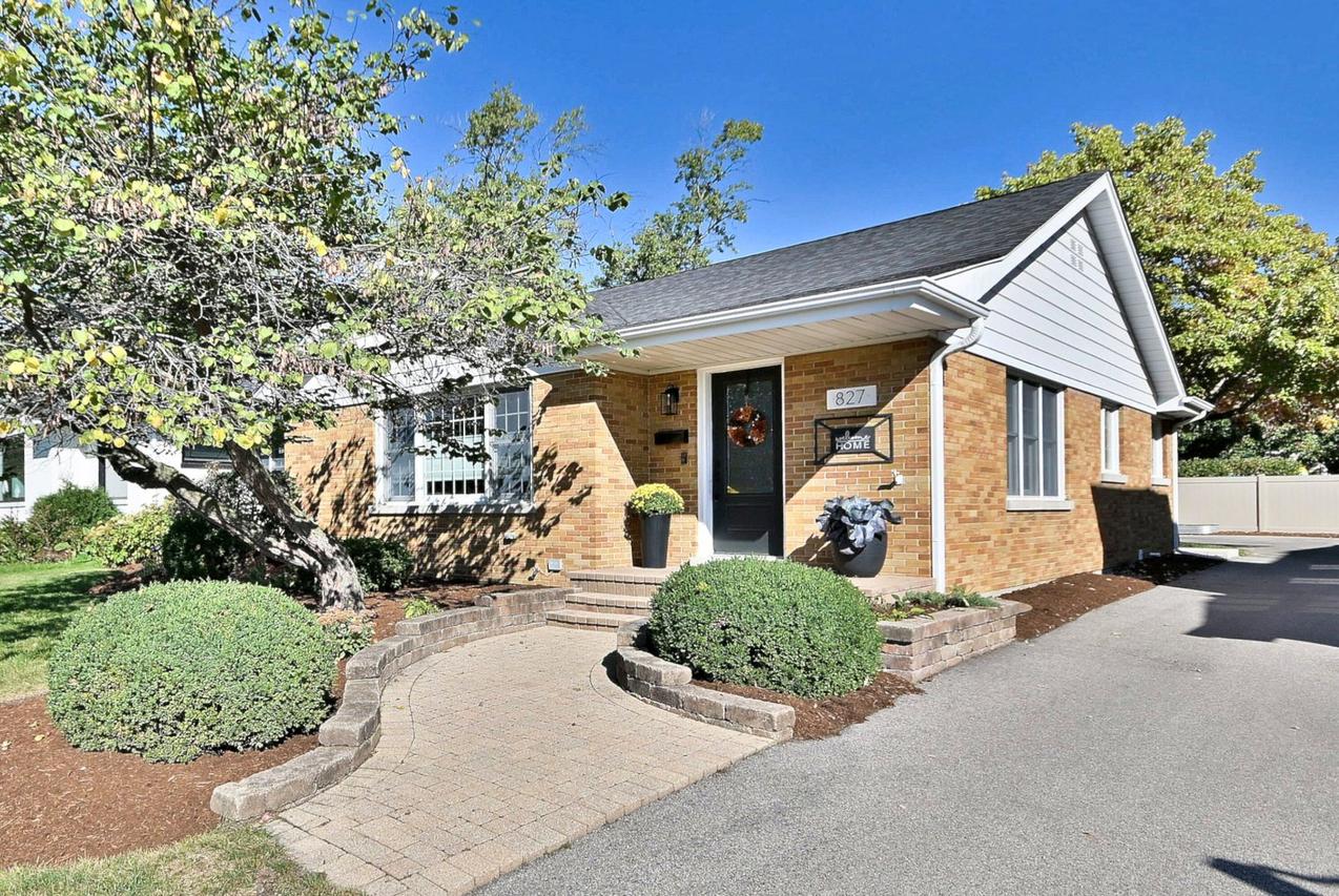 827 S Kearsage Ave., Elmhurst, IL 60126