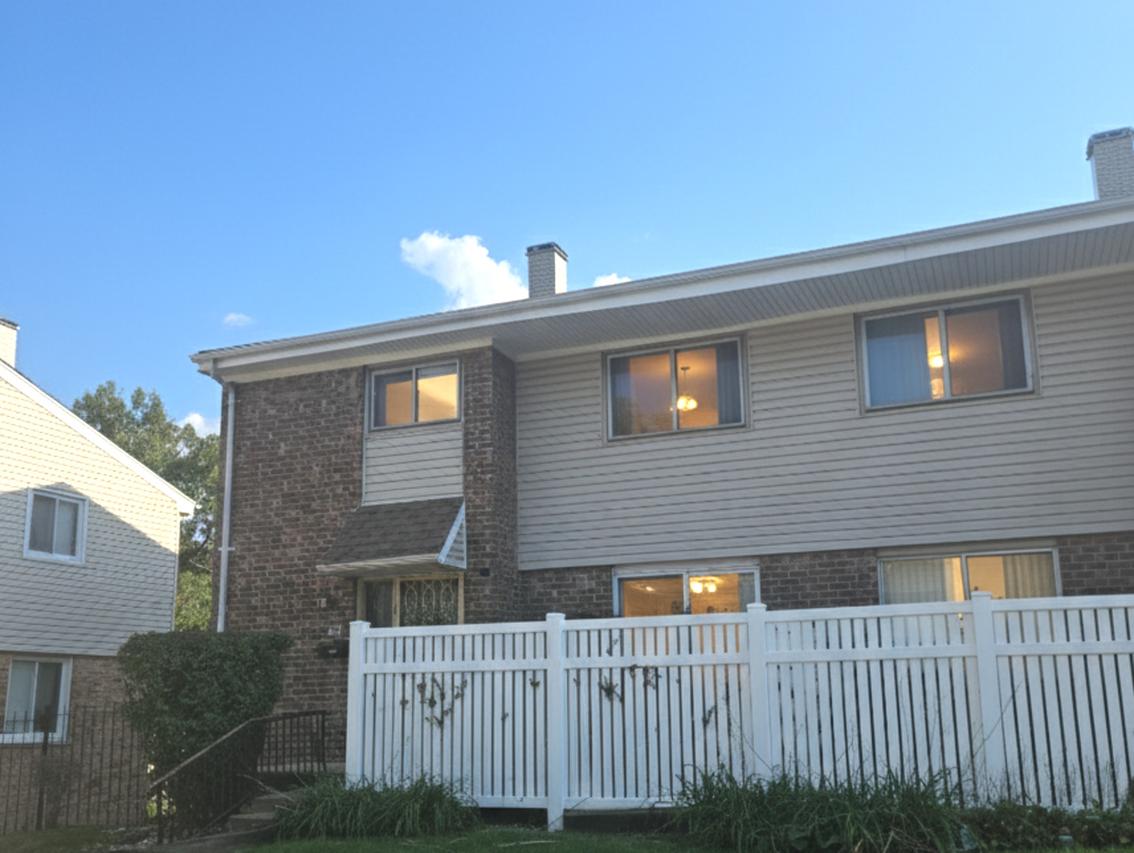 823 White Oak Ln., University Park, IL 60484