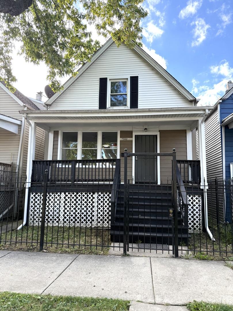 7342 S Aberdeen St., Chicago, IL 60621
