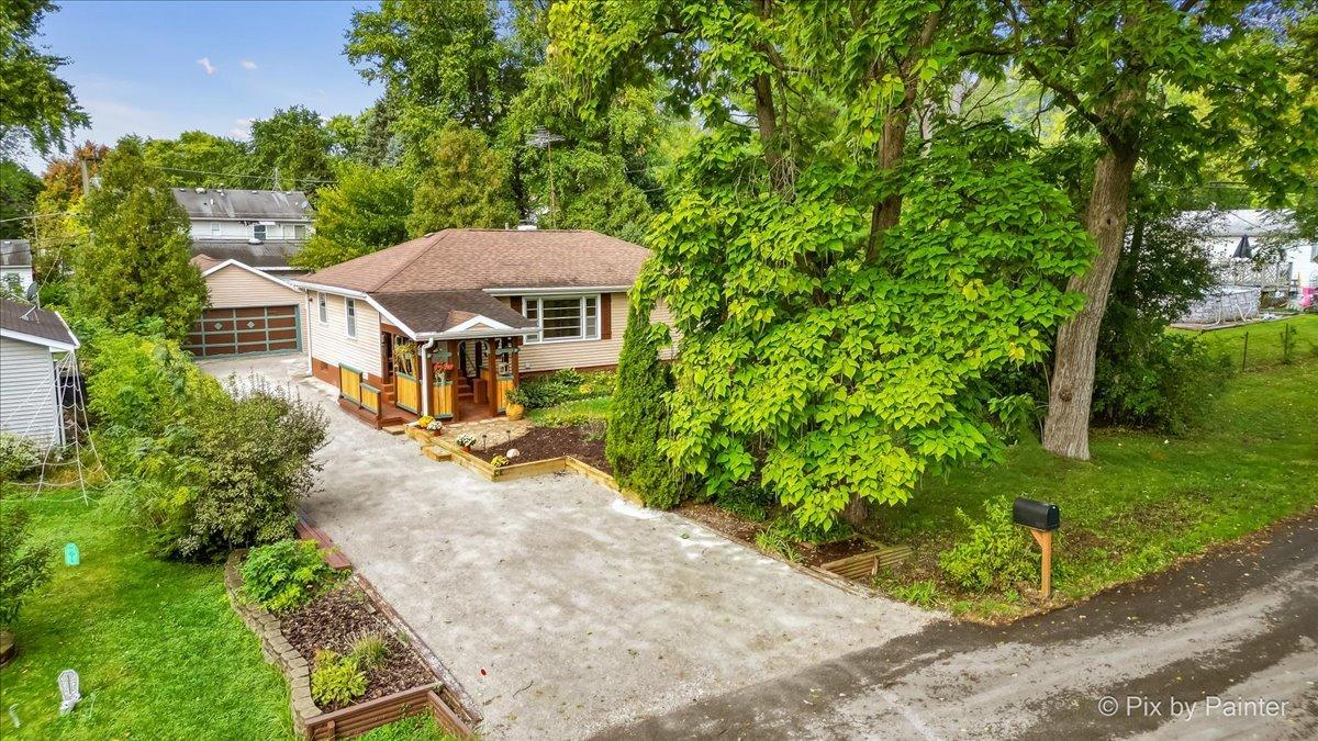 1911 Highview Ave., Mchenry, IL 60050