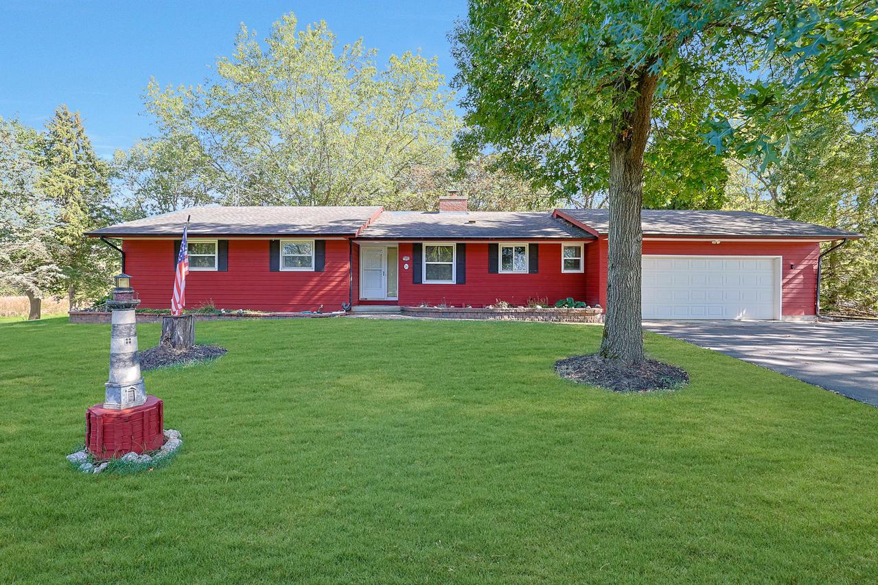 11116 Seeman Rd., Huntley, IL 60142