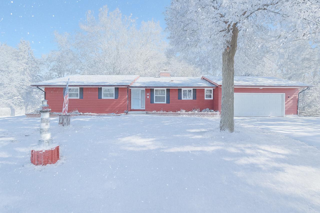 11116 Seeman Rd., Huntley, IL 60142