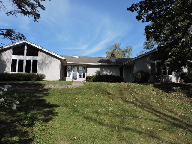27763 W Lakeview Dr., Lake Barrington, IL 60084