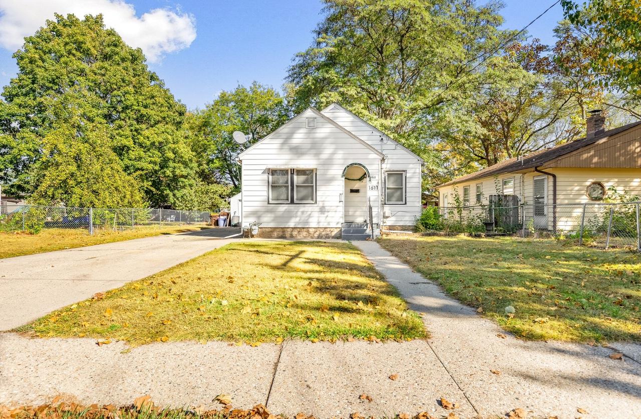 1611 N Horsman St., Rockford, IL 61101