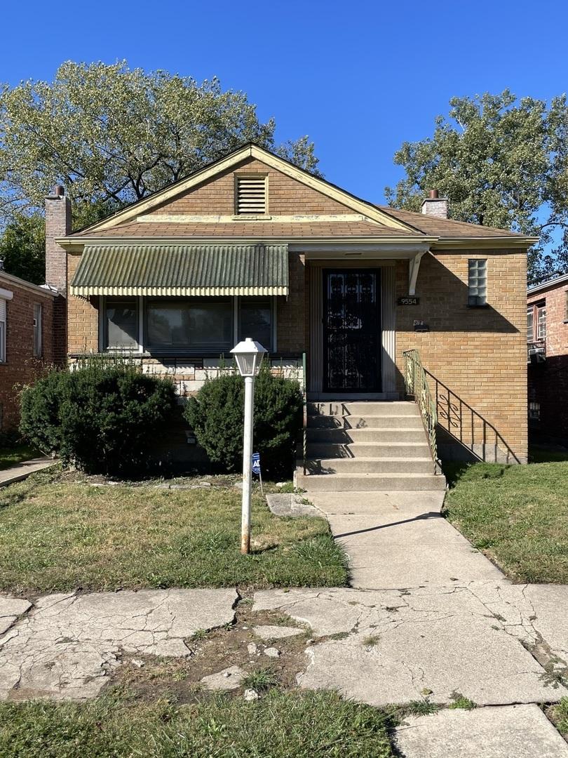9554 S Dobson Ave., Chicago, IL 60628