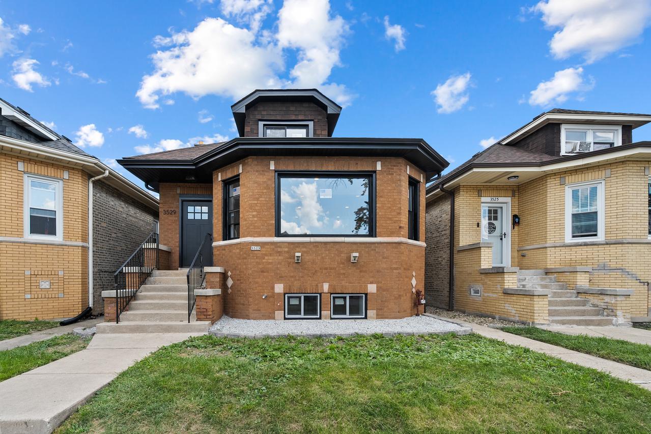 3529 N Nottingham Ave., Chicago, IL 60634