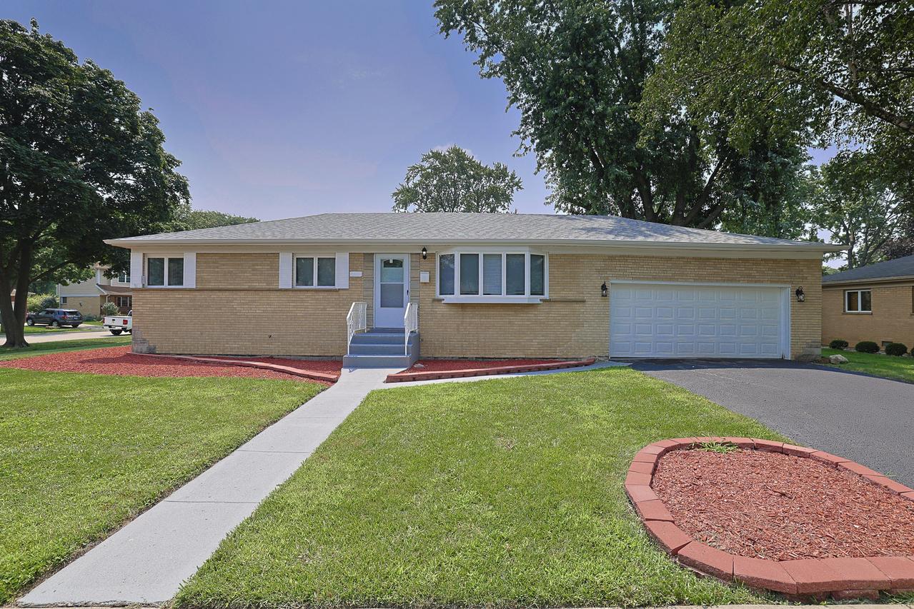 1703 Bonita Ave., Mount Prospect, IL 60056