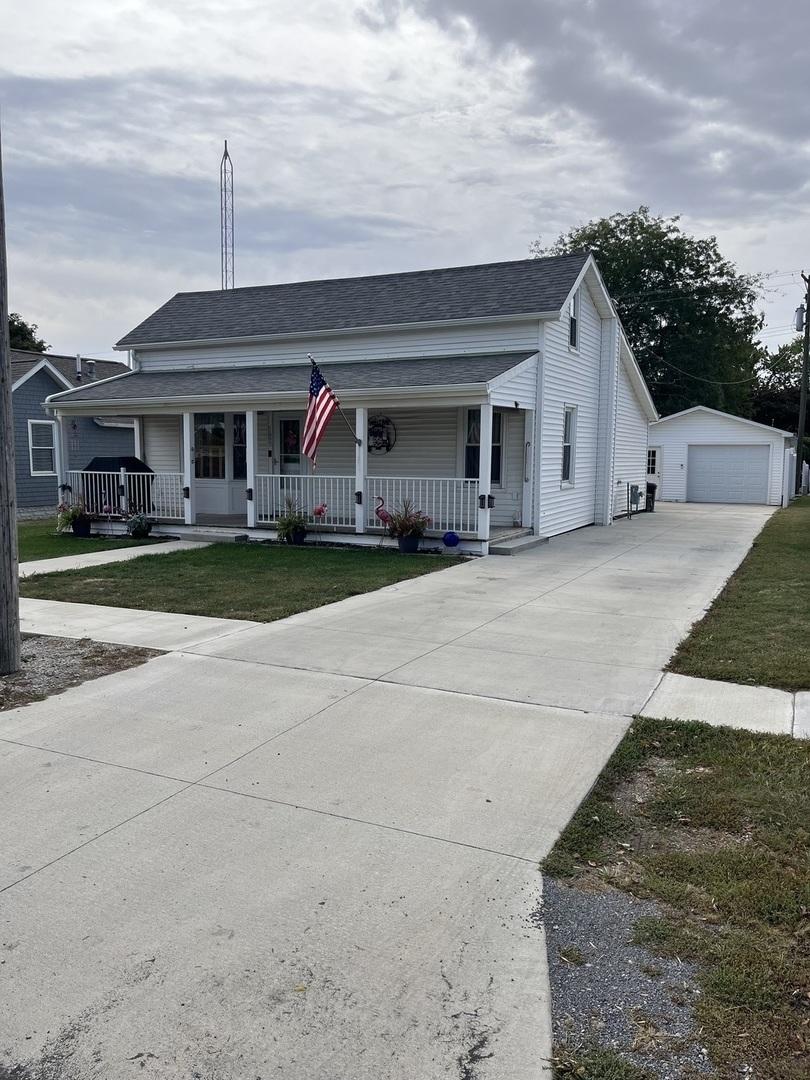 [Address Hidden by Seller], Sibley, IL 61773