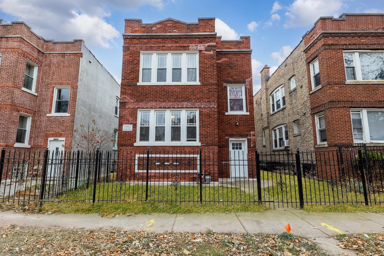 4853 W Wabansia Ave., Chicago, IL 60639