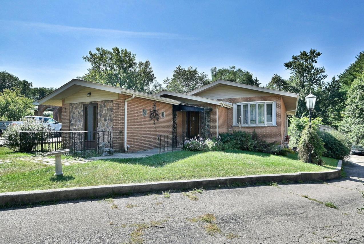 [Address Hidden by Seller], Medinah, IL 60157