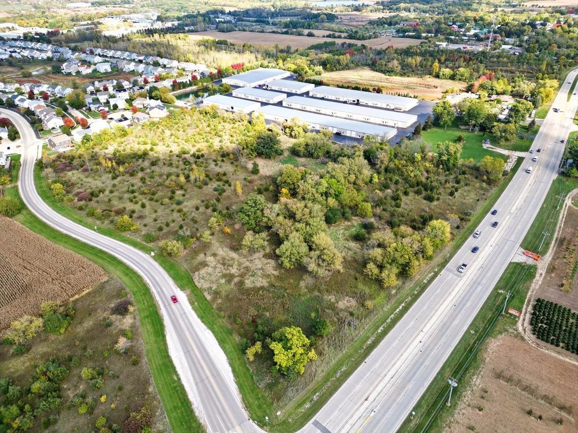 28200 W Il Route 120 Rd., Lakemoor, IL 60051