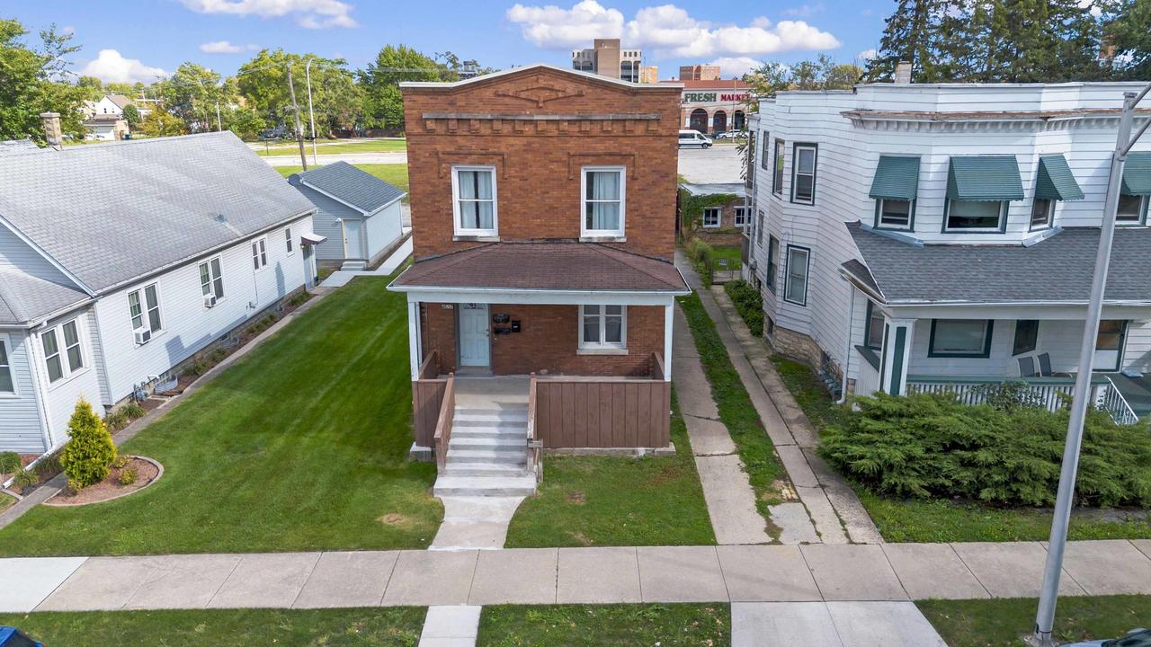 1657 School St., Chicago Heights, IL 60411