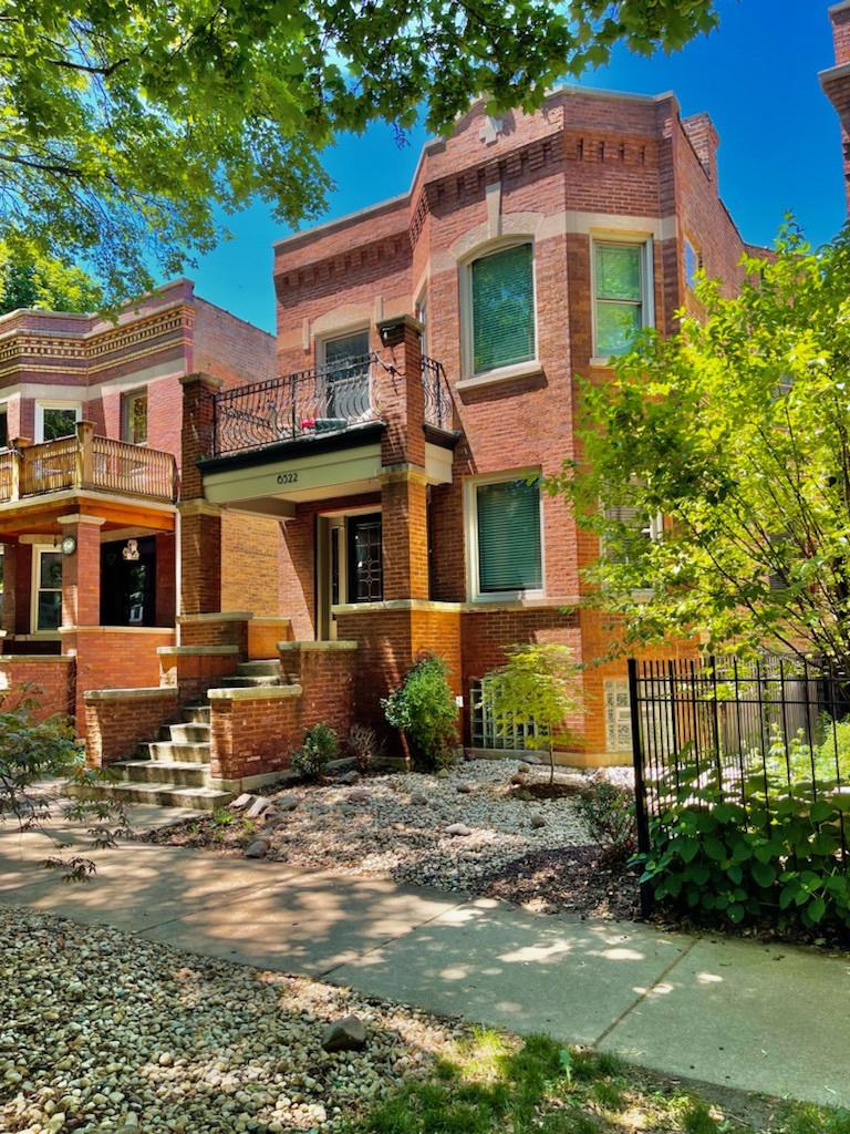 6522 N Greenview Ave., Chicago, IL 60626