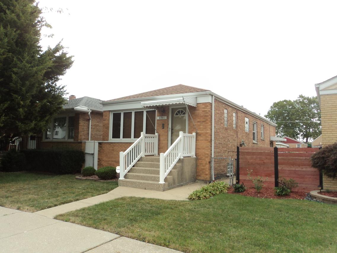 [Address Hidden by Seller], Chicago, IL 60638