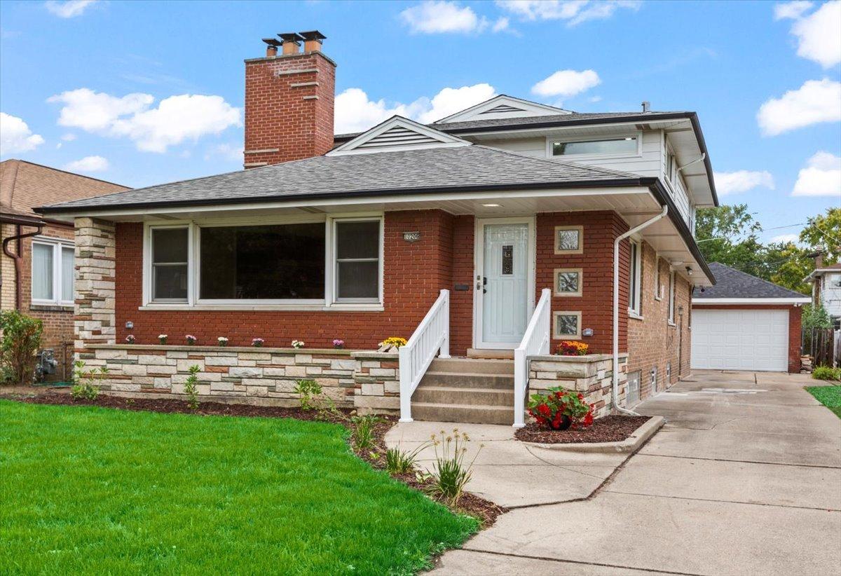 10206 S Saint Louis Ave., Evergreen Park, IL 60805