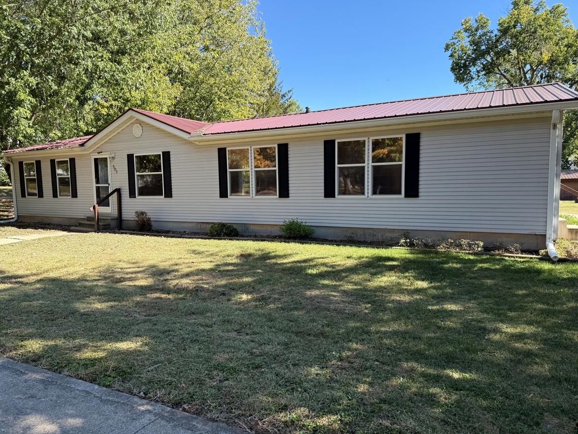 502 3rd St., Lyndon, IL 61261