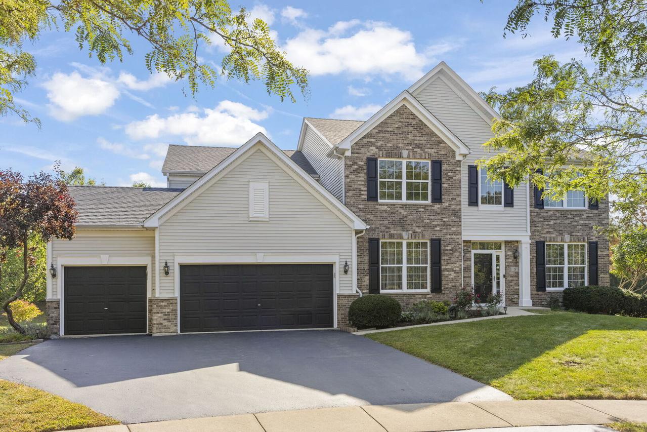 5 Player Ct., Bolingbrook, IL 60490