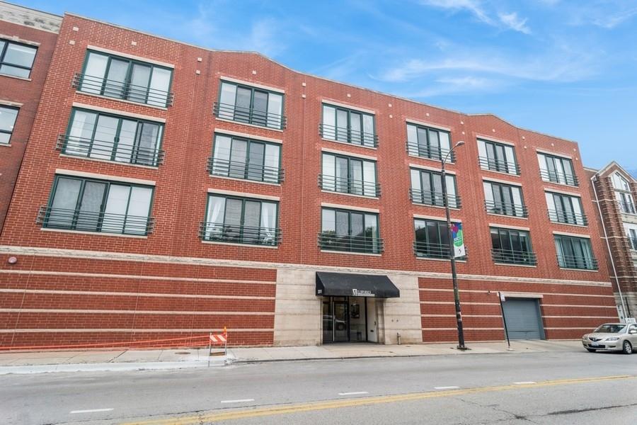2011 W Belmont Ave. #208, Chicago, IL 60618
