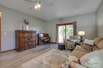 3548 Blue Heron Cir., Grayslake, IL 60030