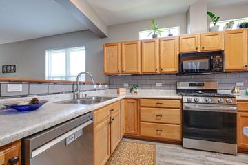 3548 Blue Heron Cir., Grayslake, IL 60030