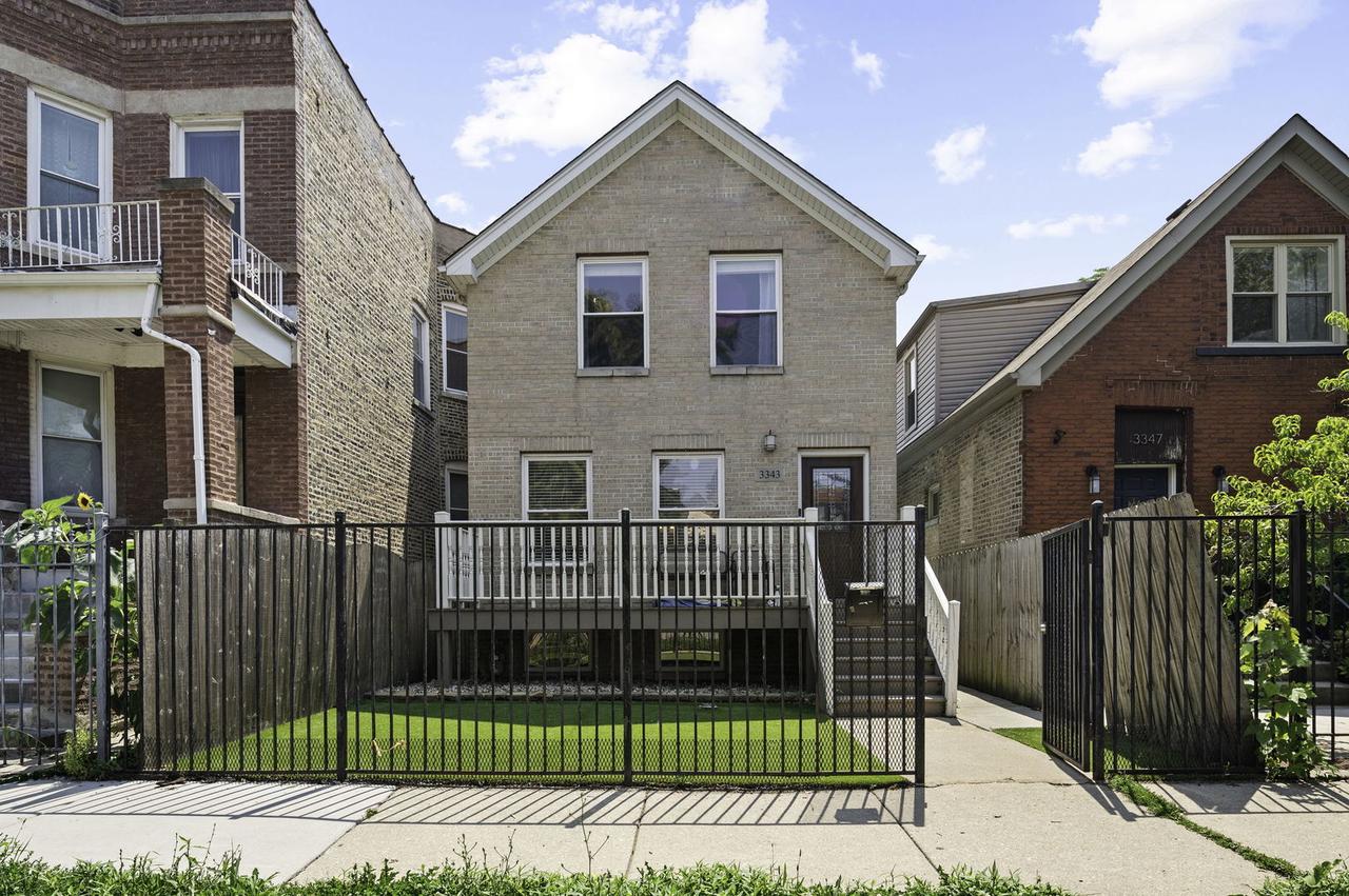 3343 W Potomac Ave., Chicago, IL 60651