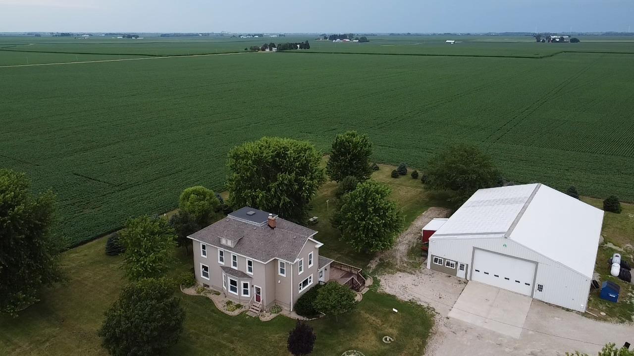 4731 E 10th Rd., Earlville, IL 60518