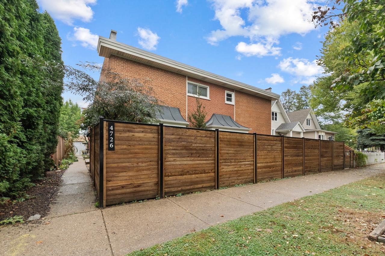 4726 N Winchester Ave. #C, Chicago, IL 60640
