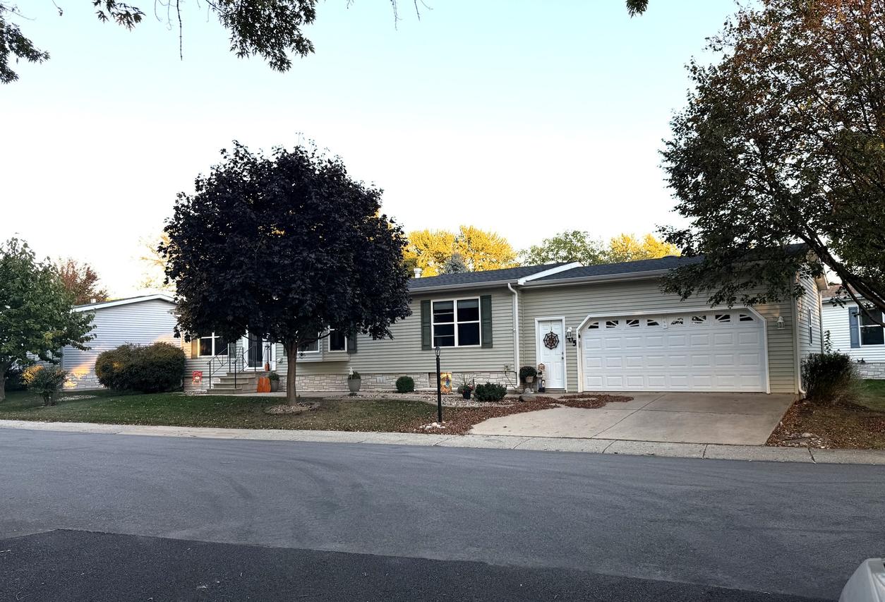 405 Club Cir., Belvidere, IL 61008