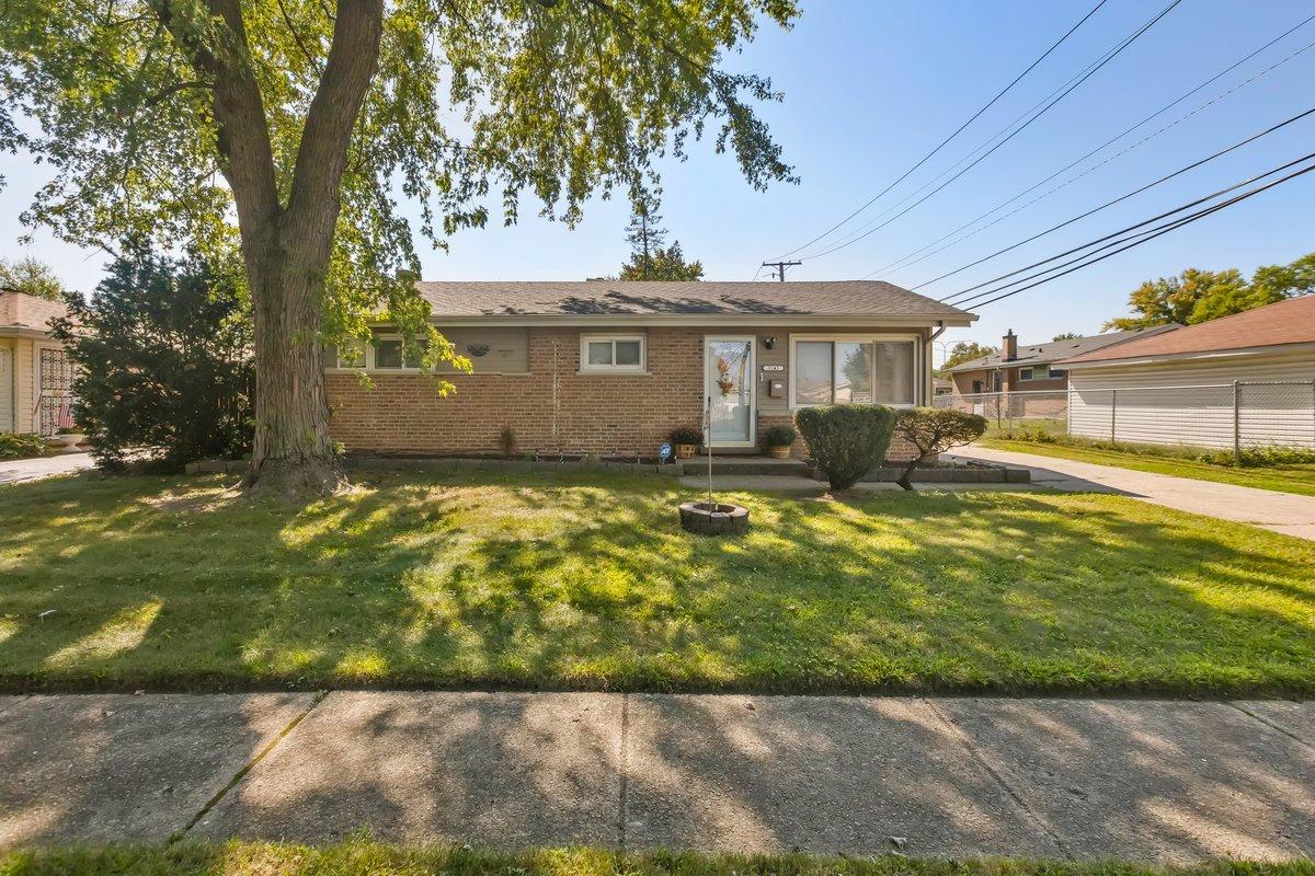 3145 Nottingham Ave., Markham, IL 60426