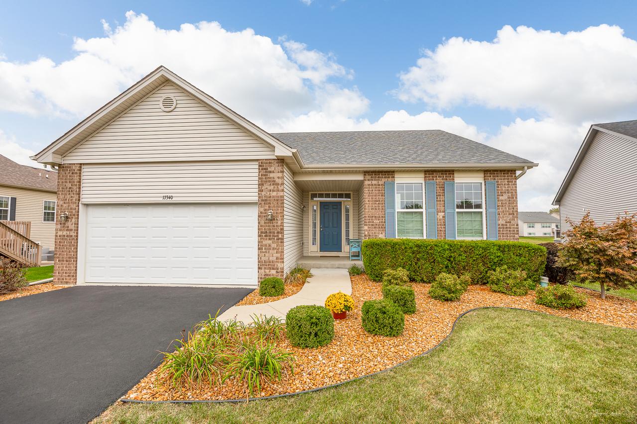 17340 Lucerne Ct., Lockport, IL 60441