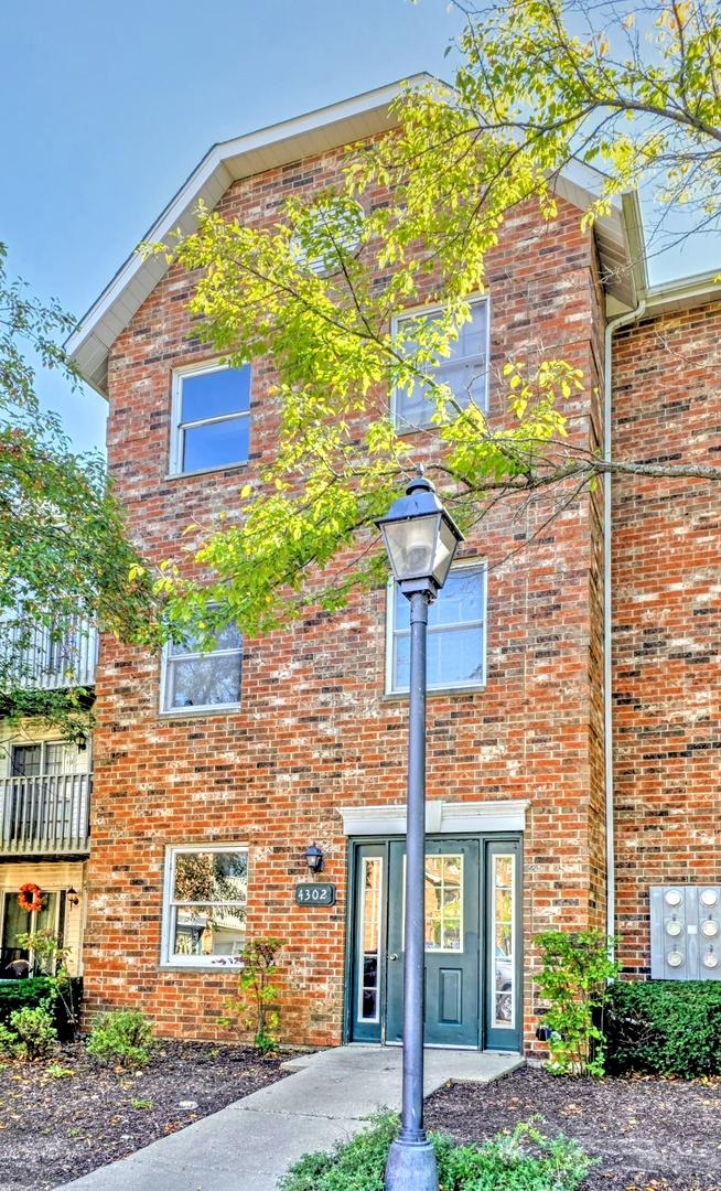 4302 W Shamrock Ln. #3C, Mchenry, IL 60050