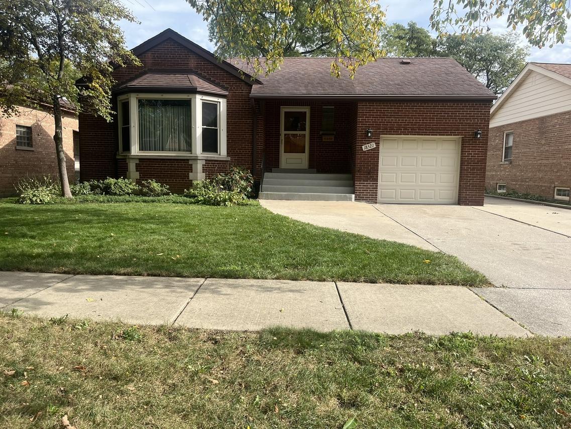 18521 Highland Ave., Homewood, IL 60430