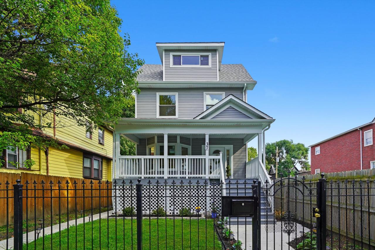 37 N Lockwood Ave., Chicago, IL 60644